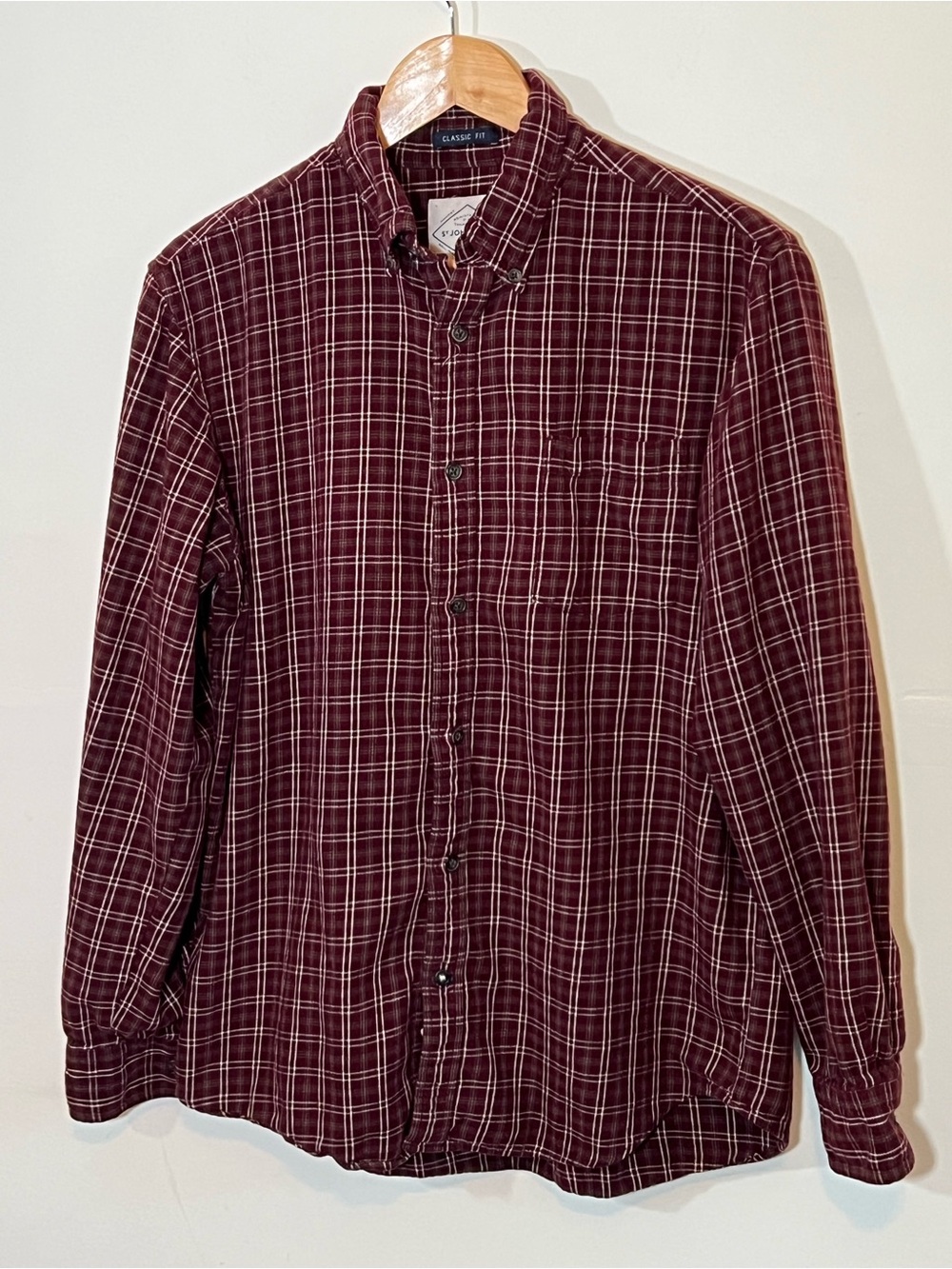 St John’s Bay Men’s Medium Burgundy Plaid Button Down Shirt 100% Cotton
